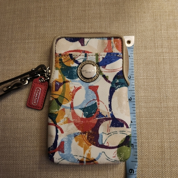 NWOT Coach Signature Phone Case Wristlet - Picture 12 of 13